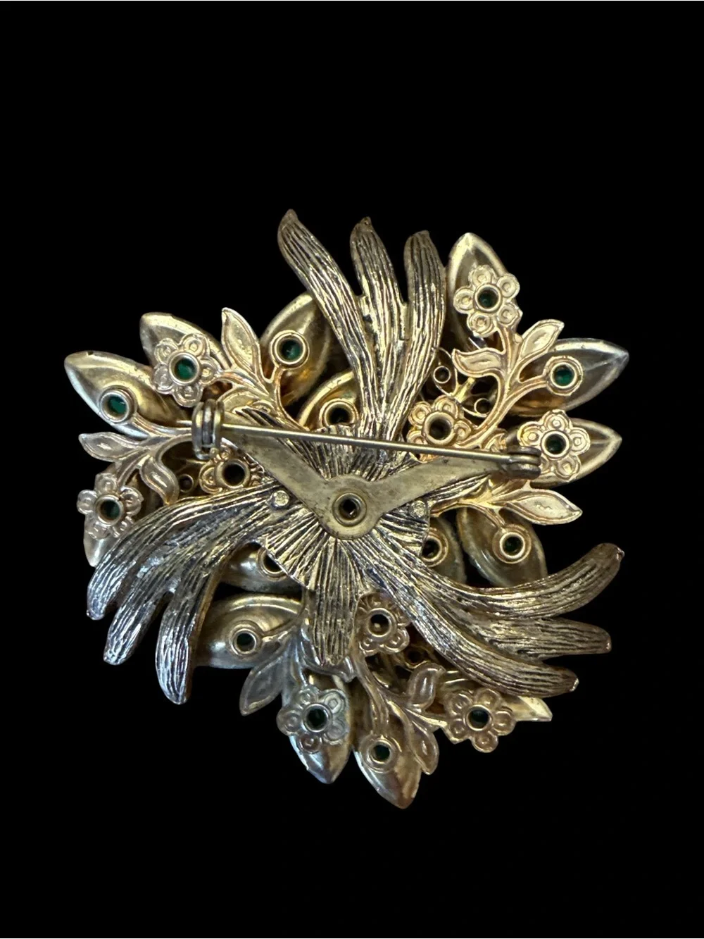 Vintage Emerald Green Rhinestone Floral Brooch Gold Tone Aurora Borealis Stateme
